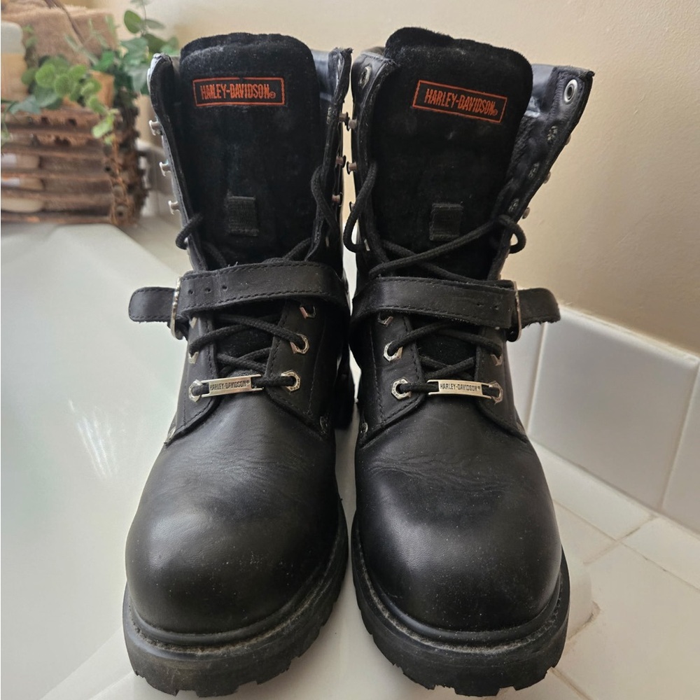 Harley-Davidson Black Leather Interior Tag